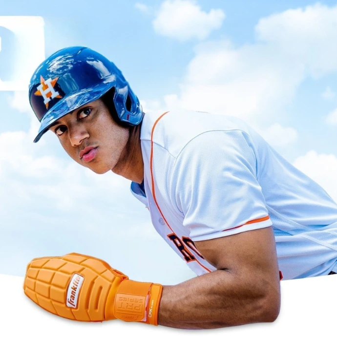 Protectores y cascos de béisbol